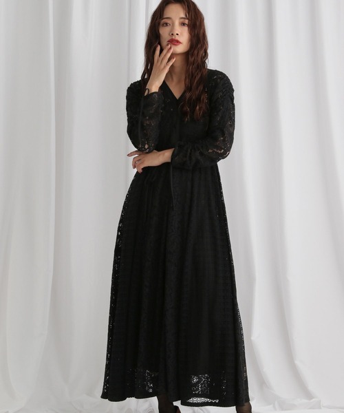 mysty woman（ミスティウーマン）の「インナー付きレースワンピース  583338（ワンピース・レディース・アイボリー/ブラック/レッド・FREE）」の3枚目の写真