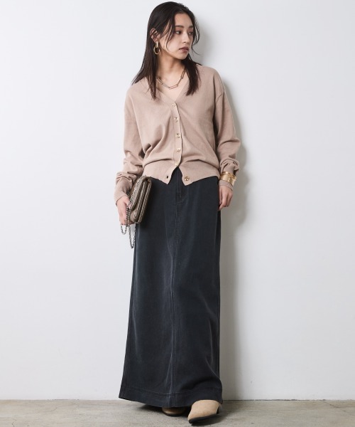 CHIC STYLE（シックスタイル）の「微起毛Vネックニットカーディガン＜大きいサイズ有＞シックスタイル（カーディガン/ボレロ・レディース・ブラック/グレー/ベージュ・M/L/LL/3L/4L/5L）」の14枚目の写真