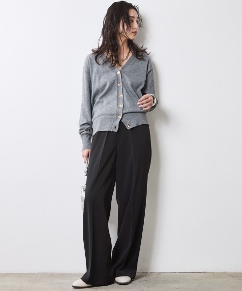 CHIC STYLE（シックスタイル）の「微起毛Vネックニットカーディガン＜大きいサイズ有＞シックスタイル（カーディガン/ボレロ・レディース・ブラック/グレー/ベージュ・M/L/LL/3L/4L/5L）」の16枚目の写真