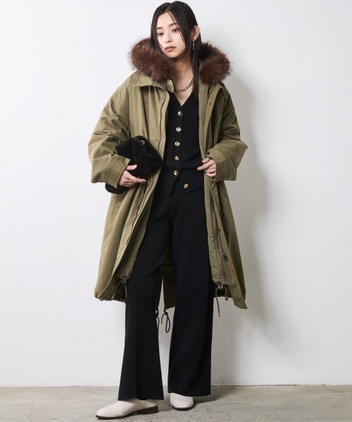 CHIC STYLE（シックスタイル）の「微起毛Vネックニットカーディガン＜大きいサイズ有＞シックスタイル（カーディガン/ボレロ・レディース・ブラック/グレー/ベージュ・M/L/LL/3L/4L/5L）」の9枚目の写真