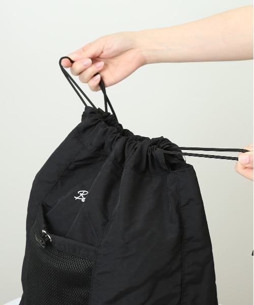 BEN DAVIS(ベンデイビス)の「BEN DAVIS ベンデイビス STRING DAYPACK(バックパック/リュック・レディース・カーキ・FREE)」の3枚目の写真