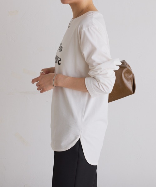 COLLAGE GALLARDAGALANTE(コラージュガリャルダガランテ)の「plus soave ロゴロンT(Tシャツ/カットソー・レディース・ホワイト/チャコールグレー・FREE)」の5枚目の写真