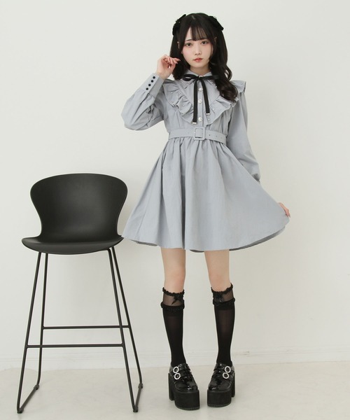 DearMyLove(ディアマイラブ)の「ビジュー襟フリルギャザーシャツワンピース(ワンピース・レディース・ブラック/チャコールグレー/ブルーグレー・LARGE/LL/3L/MEDIUM)」の5枚目の写真