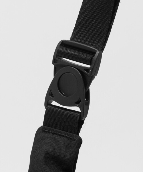 Snow Peak(スノーピーク)の「<snow peak>Everyday Use Middle ショルダーバッグ(ショルダーバッグ・メンズ・ブラック・FREE)」の7枚目の写真