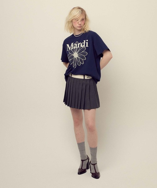 Mardi Mercredi(マルディメクルディ)の「UNISEX TSHIRT FLOWERMARDI / ユニセックス Tシャツ フラワーマルディ(Tシャツ/カットソー・レディース・ネイビー/アイボリー/ブラウン/ブラック×ベージュ/ブラック×グリーン/クリーム/ネイビー系1/チャコール・FREE)」の12枚目の写真
