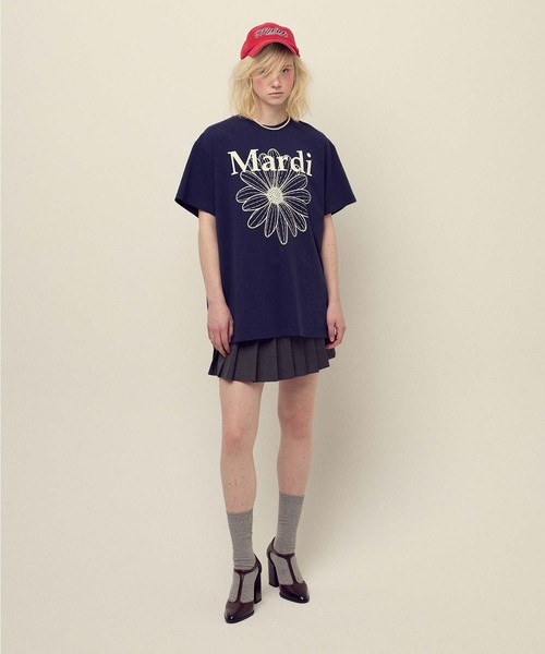 Mardi Mercredi(マルディメクルディ)の「UNISEX TSHIRT FLOWERMARDI / ユニセックス Tシャツ フラワーマルディ(Tシャツ/カットソー・レディース・ネイビー/アイボリー/ブラウン/ブラック×ベージュ/ブラック×グリーン/クリーム/ネイビー系1/チャコール・FREE)」の15枚目の写真