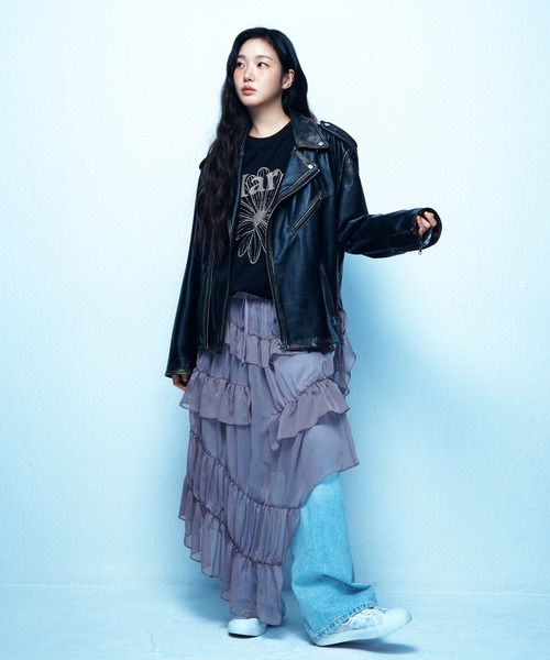 Mardi Mercredi(マルディメクルディ)の「UNISEX TSHIRT FLOWERMARDI / ユニセックス Tシャツ フラワーマルディ(Tシャツ/カットソー・レディース・ネイビー/アイボリー/ブラウン/ブラック×ベージュ/ブラック×グリーン/クリーム/ネイビー系1/チャコール・FREE)」の17枚目の写真