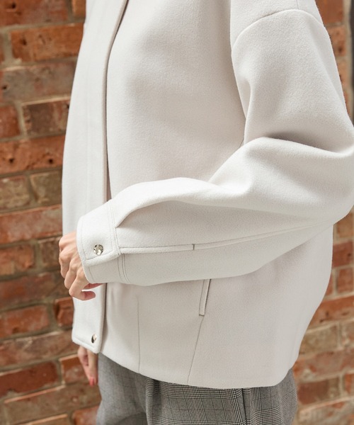 Honeys（ハニーズ）の「【抗菌防臭・静電気軽減】衿付ブルゾン（ブルゾン・レディース・キャメル/ブラック/グレイッシュベージュ/杢グレー・S/M/LL/L）」の10枚目の写真