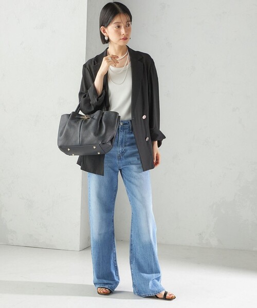 Beau're（ヴュレ）の「BEAURE: ヒネリ 金具付き バッグ（トートバッグ・レディース・ブラック/ブラウン・ONE SIZE）」の3枚目の写真