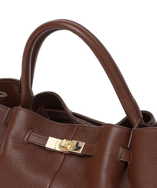 Beau're（ヴュレ）の「BEAURE: ヒネリ 金具付き バッグ（トートバッグ・レディース・ブラック/ブラウン・ONE SIZE）」の17枚目の写真