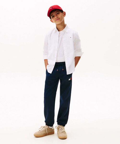 TOMMY HILFIGER（トミーヒルフィガー）の「BOYS フラッグスエットパンツ（スウェットパンツ・キッズ・ネイビー・140cm/150cm/160cm/130cm）」の2枚目の写真