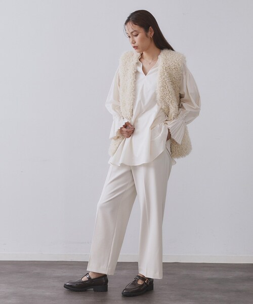 OPAQUE.CLIP（オペークドットクリップ）の「ウォームタッチ イージーワイドパンツ【洗濯機洗OK/ストレッチ】≪SS～LL≫（その他パンツ・レディース・チャコールグレー/キャメル/ブラック/オフホワイト・40/38/36/34/42）」の21枚目の写真