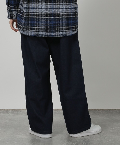 LAKOLE（ラコレ）の「フロントタックデニムパンツ / 592179（デニムパンツ・メンズ・インディゴブルー/ブラック・LARGE/MEDIUM）」の9枚目の写真