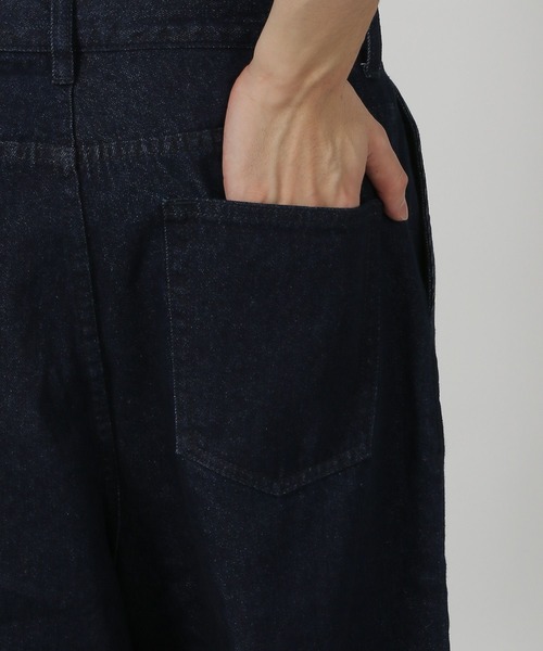 LAKOLE（ラコレ）の「フロントタックデニムパンツ / 592179（デニムパンツ・メンズ・インディゴブルー/ブラック・LARGE/MEDIUM）」の17枚目の写真