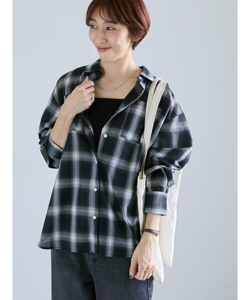 Lugnoncure（ルノンキュール）の「アソートレギュラーシャツ（シャツ/ブラウス・レディース・ブルー/ブラック/ベージュ/オフホワイト・F）」の2枚目の写真