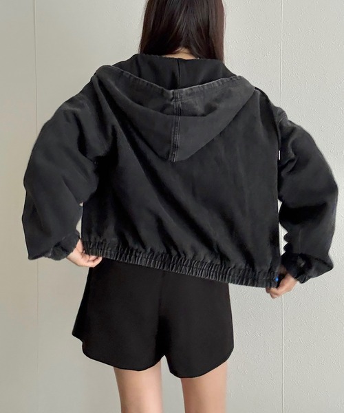 Cham.（チャム）の「ショートデニムパーカー（ブルゾン・レディース・ブラック/ブルー・F）」の5枚目の写真