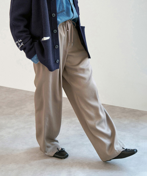 Spick & Span(スピックアンドスパン)の「《追加2》サテンイージーパンツ(その他パンツ・レディース・ベージュ系その他/ブラック・38/40/36)」の8枚目の写真