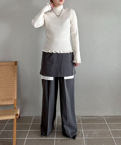 PILIT（ピリット）の「ウェ―ブフリル リブニットトップス（ニット/セーター・レディース・ピンク/ブルー/オフホワイト/ブラック・MEDIUM）」の5枚目の写真