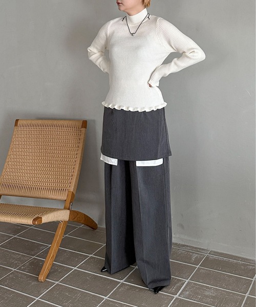 PILIT（ピリット）の「ウェ―ブフリル リブニットトップス（ニット/セーター・レディース・ピンク/ブルー/オフホワイト/ブラック・MEDIUM）」の6枚目の写真