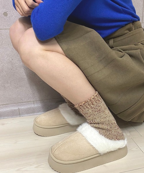 NANEA(ナネア)の「厚底フェイクムートンスリッポン(スリッポン・レディース・ブラック/アイボリー/キャメル・SMALL/MEDIUM/LARGE)」の17枚目の写真