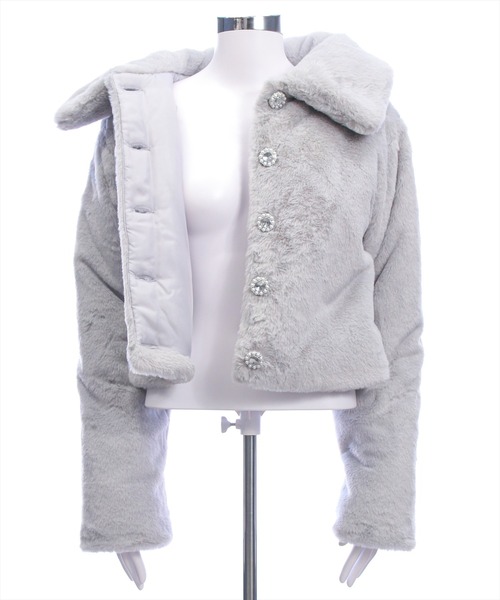 clear（クリア）の「ビジューボタンフェイクファーショートコート[着回し力抜群 ガーリー]≪AW新作≫（ブルゾン・レディース・ライトグレー/ブラック/オフホワイト・F）」の20枚目の写真