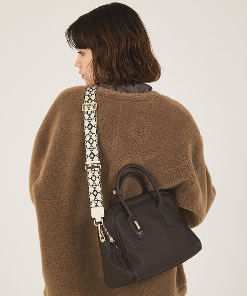 LOWELL things（ロウェル　シングス）の「【単品】テープショルダー/オリジナル柄（ゴールド金具）（ショルダーバッグ・レディース・ネイビー/アイボリー・フリー）」の16枚目の写真