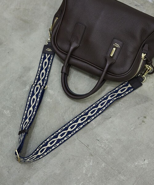 LOWELL things（ロウェル　シングス）の「【単品】テープショルダー/オリジナル柄（ゴールド金具）（ショルダーバッグ・レディース・ネイビー/アイボリー・フリー）」の17枚目の写真