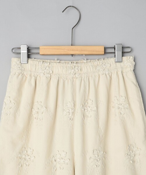 coen(コーエン)の「3Dフラワー刺繍 コーデュロイイージーワイドパンツ【インフルエンサー紹介アイテム】(その他パンツ・レディース・ナチュラル/ブラック/ブラウン・M/L)」の13枚目の写真