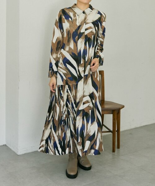 セール】襟付きプリーツワンピース【SUM1 STYLE】（ワンピース）｜ear