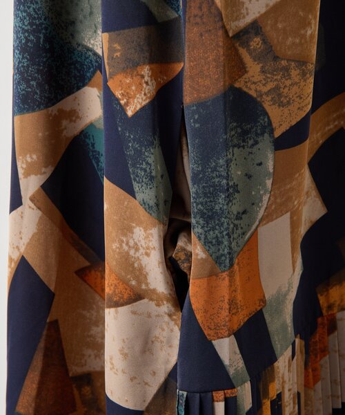 セール】襟付きプリーツワンピース【SUM1 STYLE】（ワンピース）｜ear