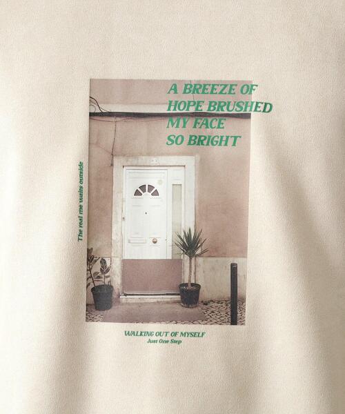 THE SHOP TK （ザ ショップ ティーケー ）の「スエード フォトプリントスウェット 【洗濯機OK】（Tシャツ/カットソー・メンズ・アイボリー系/グレー系その他/アイボリー/ダークグレー・02/03/04）」の8枚目の写真