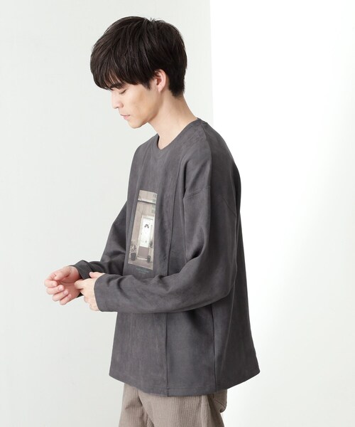 THE SHOP TK （ザ ショップ ティーケー ）の「スエード フォトプリントスウェット 【洗濯機OK】（Tシャツ/カットソー・メンズ・アイボリー系/グレー系その他/アイボリー/ダークグレー・02/03/04）」の9枚目の写真