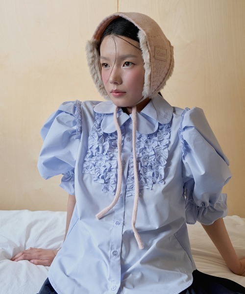 赤いイヤーマフの可愛いロッキングペンギン  スワロフスキー社製　新品未使用 FLUFFY EARMUFF（イヤーマフ）｜ROCKFISH WEATHERWEAR（ロック