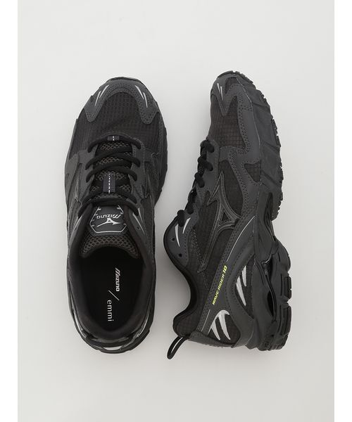 MIZUNO(ミズノ )の「【emmi|MIZUNO】WAVE RIDER 10(スニーカー・レディース・ブラック・23/23.5/24/24.5/25/25.5/26/26.5/27/27.5)」の5枚目の写真
