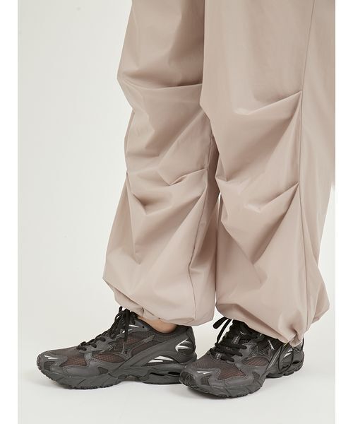 MIZUNO(ミズノ )の「【emmi|MIZUNO】WAVE RIDER 10(スニーカー・レディース・ブラック・23/23.5/24/24.5/25/25.5/26/26.5/27/27.5)」の11枚目の写真