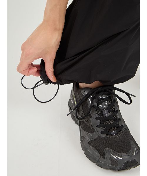 MIZUNO(ミズノ )の「【emmi|MIZUNO】WAVE RIDER 10(スニーカー・レディース・ブラック・23/23.5/24/24.5/25/25.5/26/26.5/27/27.5)」の15枚目の写真