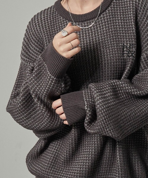 Alfred Alex(アルフレッドアレックス)の「【Alfred Alex】ワンポイントロゴ刺繍オーバーサイズポップコーンニット(ニット/セーター・メンズ・グレー/ワイン/スミクロ・L/M)」の15枚目の写真