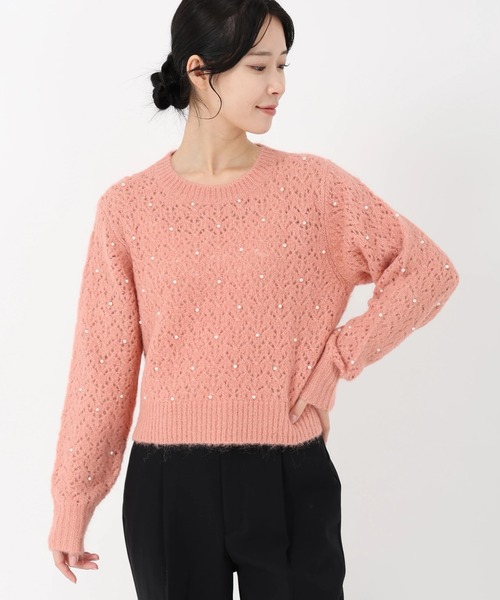 UNIVERVAL MUSE（ユニバーバル ミューズ）の「バルキースフレ_レース編パールニット（ニット/セーター・レディース・ピンク/グレー/オフホワイト・2）」の3枚目の写真