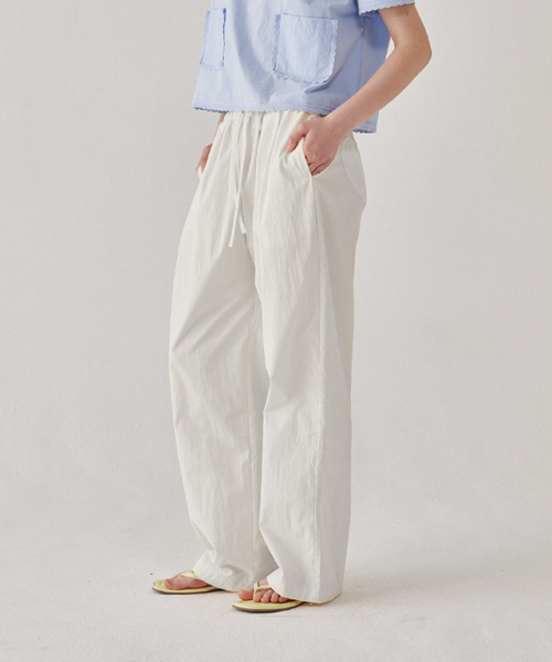 RONRON(ロンロン)の「BACK HEART STITCH POCKET BANDING PANTS WHITE(その他パンツ・レディース・その他・FREE)」の5枚目の写真