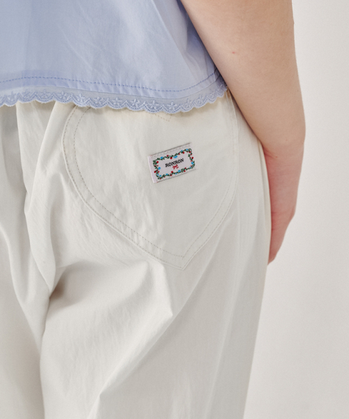 RONRON(ロンロン)の「BACK HEART STITCH POCKET BANDING PANTS WHITE(その他パンツ・レディース・その他・FREE)」の6枚目の写真