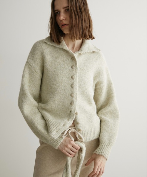 LOSCa（ロスカ）の「ハイネック多ボタンカーディガン/ポシェット付き（ニット/セーター・レディース・モカ/ナチュラル・FREE）」の4枚目の写真