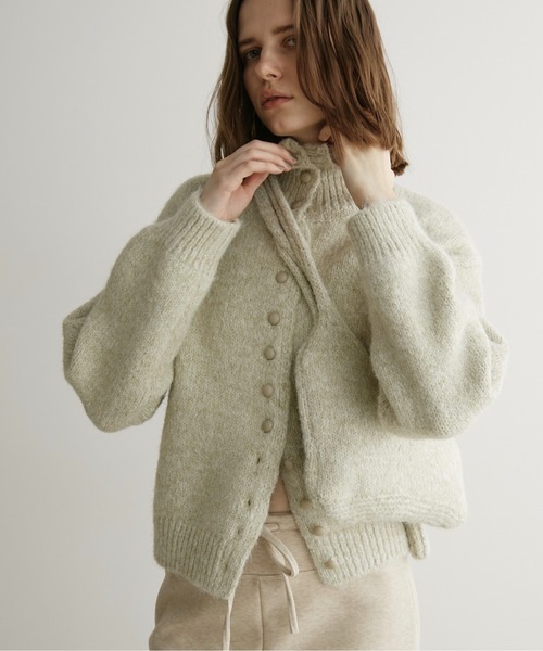 LOSCa（ロスカ）の「ハイネック多ボタンカーディガン/ポシェット付き（ニット/セーター・レディース・モカ/ナチュラル・FREE）」の7枚目の写真