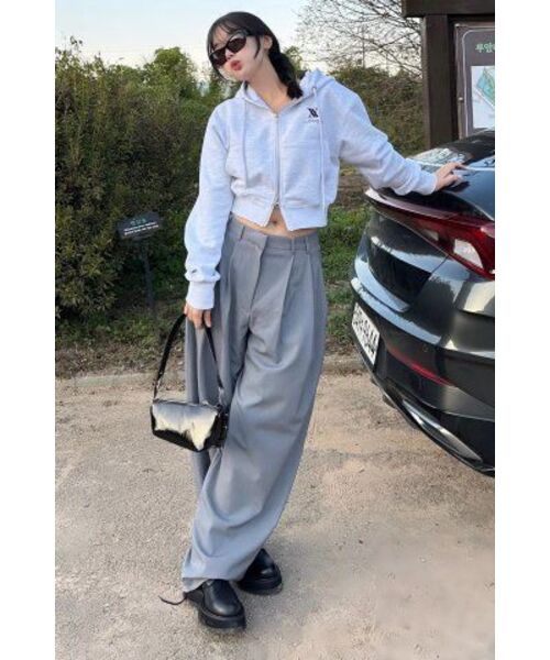 AVANDRESS（アバンドレス ）の「AV LOGO CROP HOOD ZIP-UP WHITE MELANGE（パーカー・レディース・その他・SMALL/MEDIUM）」の18枚目の写真