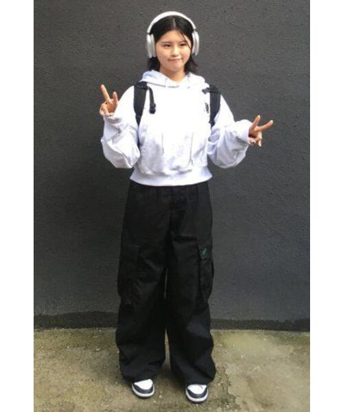 AVANDRESS（アバンドレス ）の「AV LOGO CROP HOOD ZIP-UP WHITE MELANGE（パーカー・レディース・その他・SMALL/MEDIUM）」の19枚目の写真
