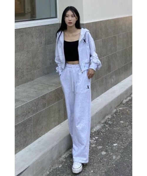 AVANDRESS（アバンドレス ）の「AV LOGO CROP HOOD ZIP-UP WHITE MELANGE（パーカー・レディース・その他・SMALL/MEDIUM）」の22枚目の写真