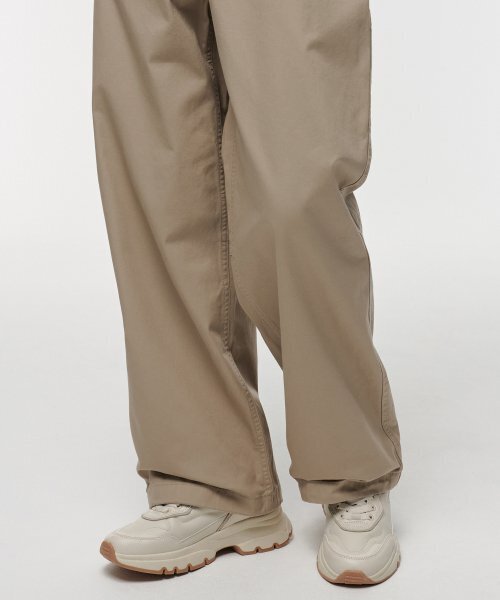 MUSINSA STANDARD WOMAN（ムシンサスタンダードウーマン）の「ウィメンズワイドカーペンターパンツ[ベージュ]（その他パンツ・レディース・その他・30/24/25/26/27/28/29）」の12枚目の写真