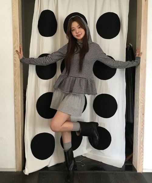 Retriever Club（レトリーバークラブ）の「MINI SWEAT SKIRTS [MELANGE GRAY]（スカート・レディース・その他・SMALL/MEDIUM）」の8枚目の写真