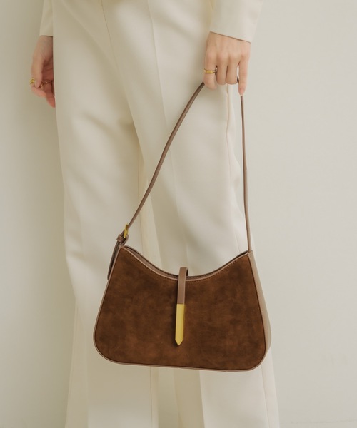 NEUNA(ヌナ)の「ラウンドスエードハンドバッグ(ハンドバッグ・レディース・ブラック/キャメル/ブラウン・FREE)」の22枚目の写真