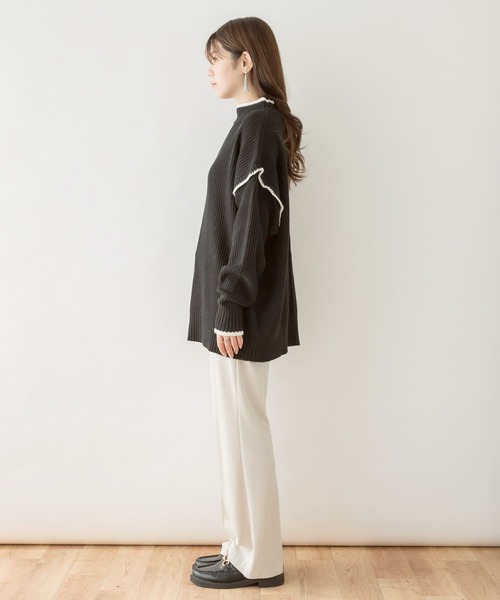 MARAI(マーライ)の「ハイネック配色ボリュームニット(ニット/セーター・レディース・ブラック/グレイッシュベージュ・LL~3L/4L~5L/M~L)」の12枚目の写真