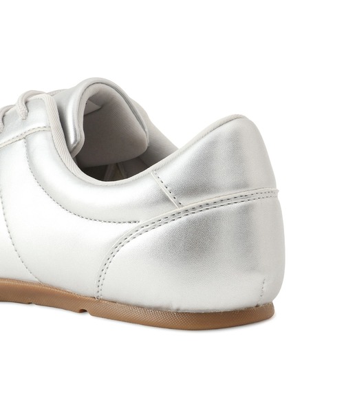 ROPE' PICNIC（ロペピクニック）の「シルバー＆スエードライクフラットスニーカー（スニーカー・レディース・ダークブラウン/シルバー/ブラック・23/24/25）」の9枚目の写真